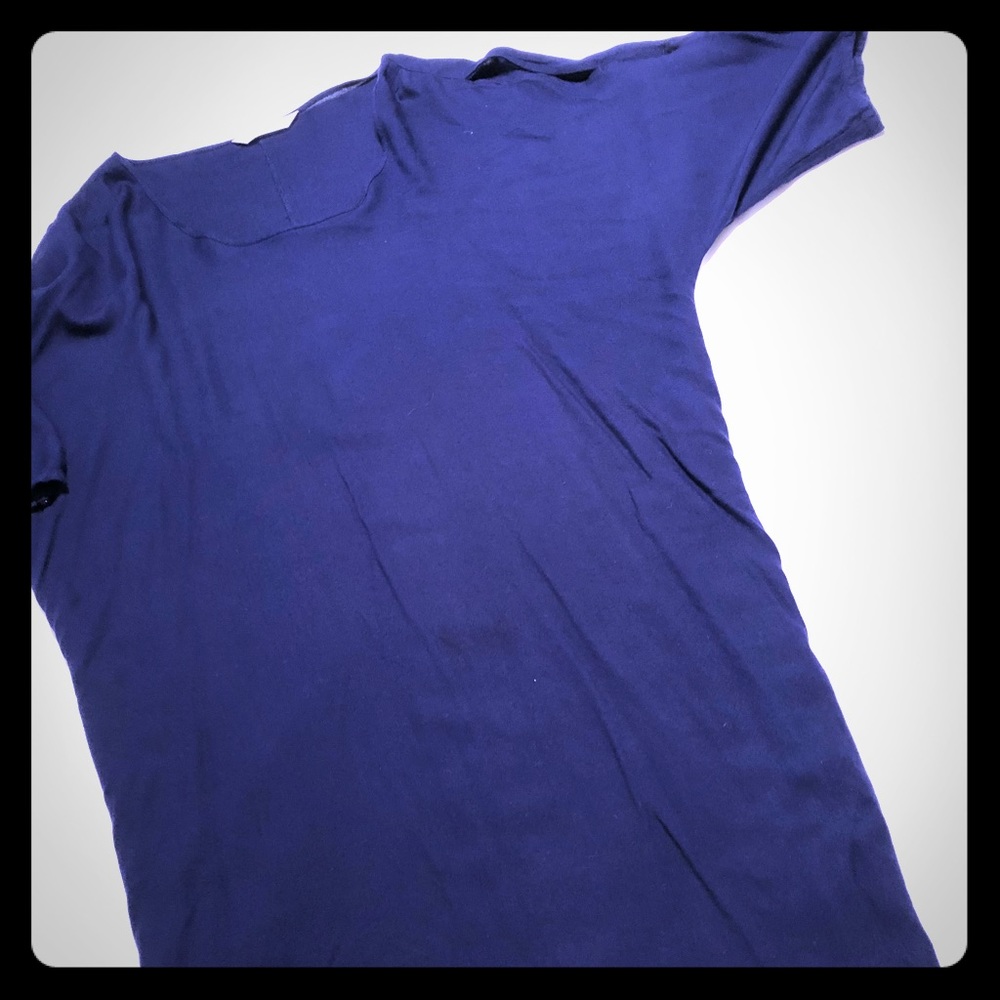 Split shoulder dress